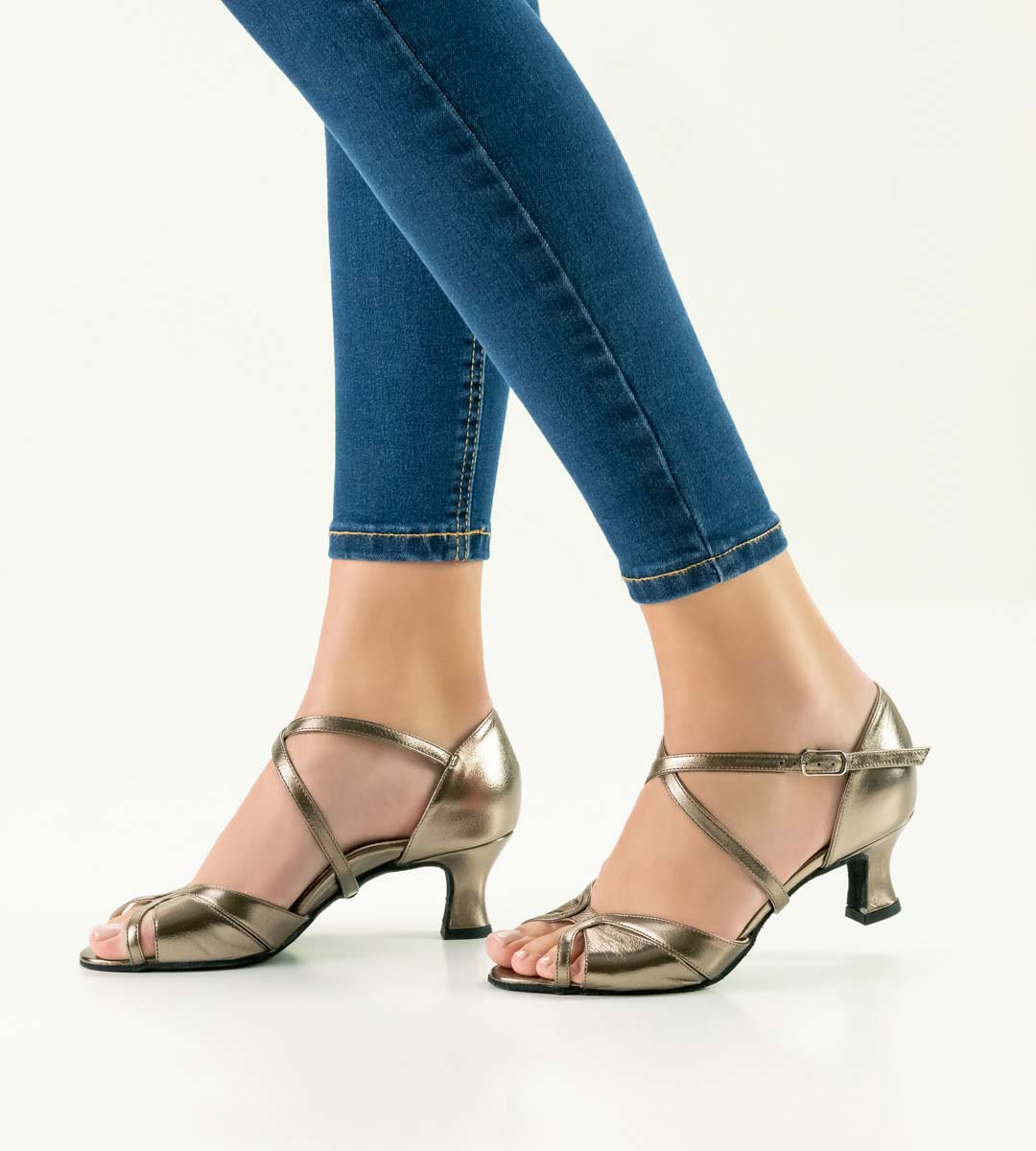 Billy offener Damentanzschuh von Werner Kern in altsilber