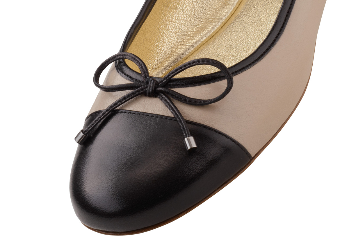 Ballerina Mia - Werner Kern Ballerinas Beiger Ballerina Mia mit schwarzer Zehenkappe aus Nappaleder