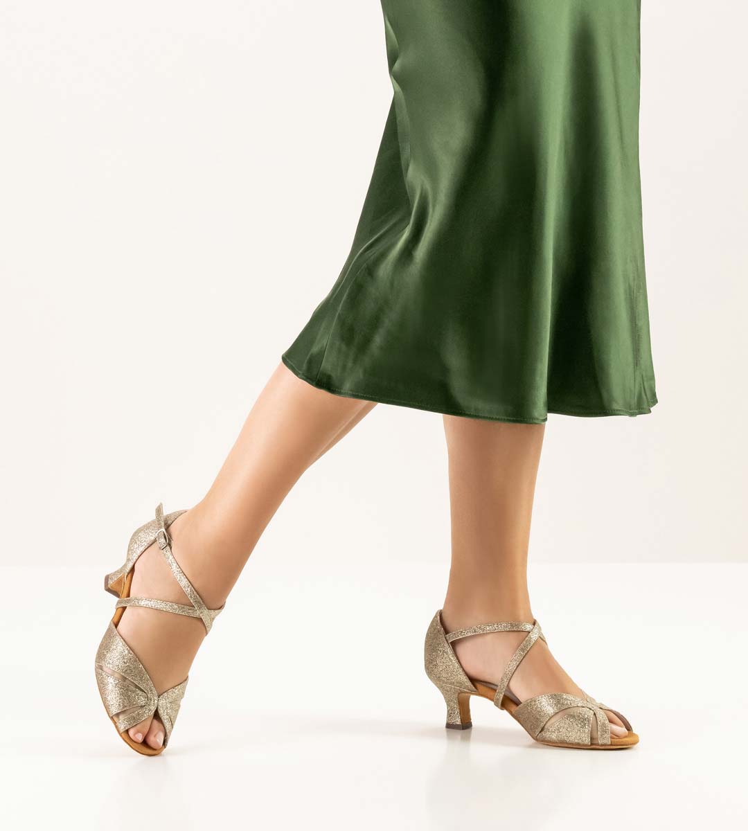 620 Salsa Damentanzschuh offen von Anna Kern in gold