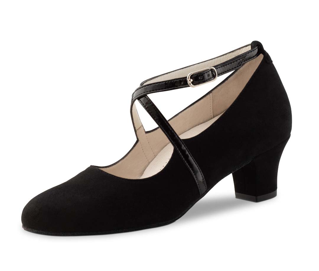 Tabea Geschlossener Werner Kern Damentanzschuh mit schwarzem Ristriemchen