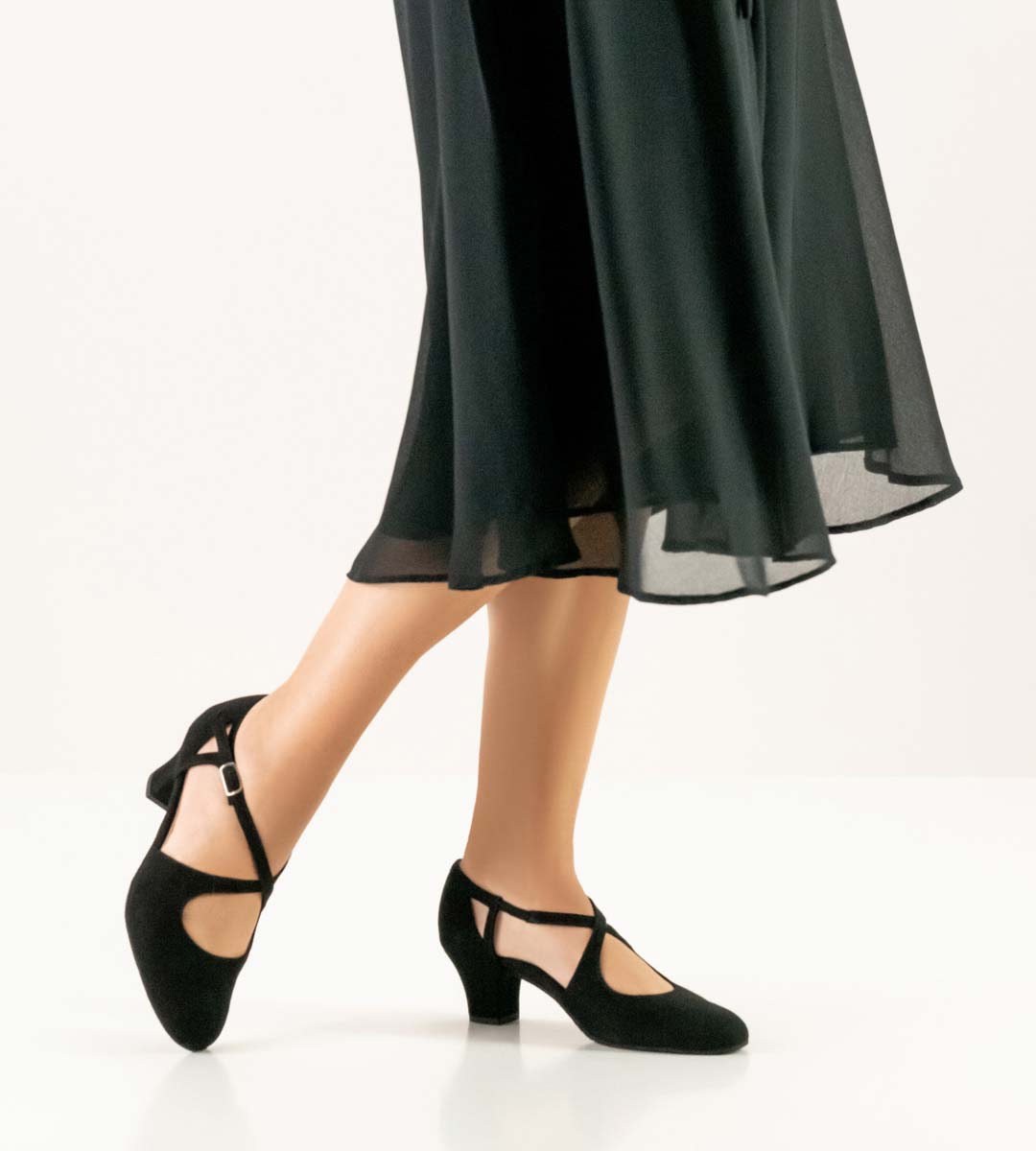 Gala geschlossener Werner Kern Damentanzschuh in schwarzer Samtziege