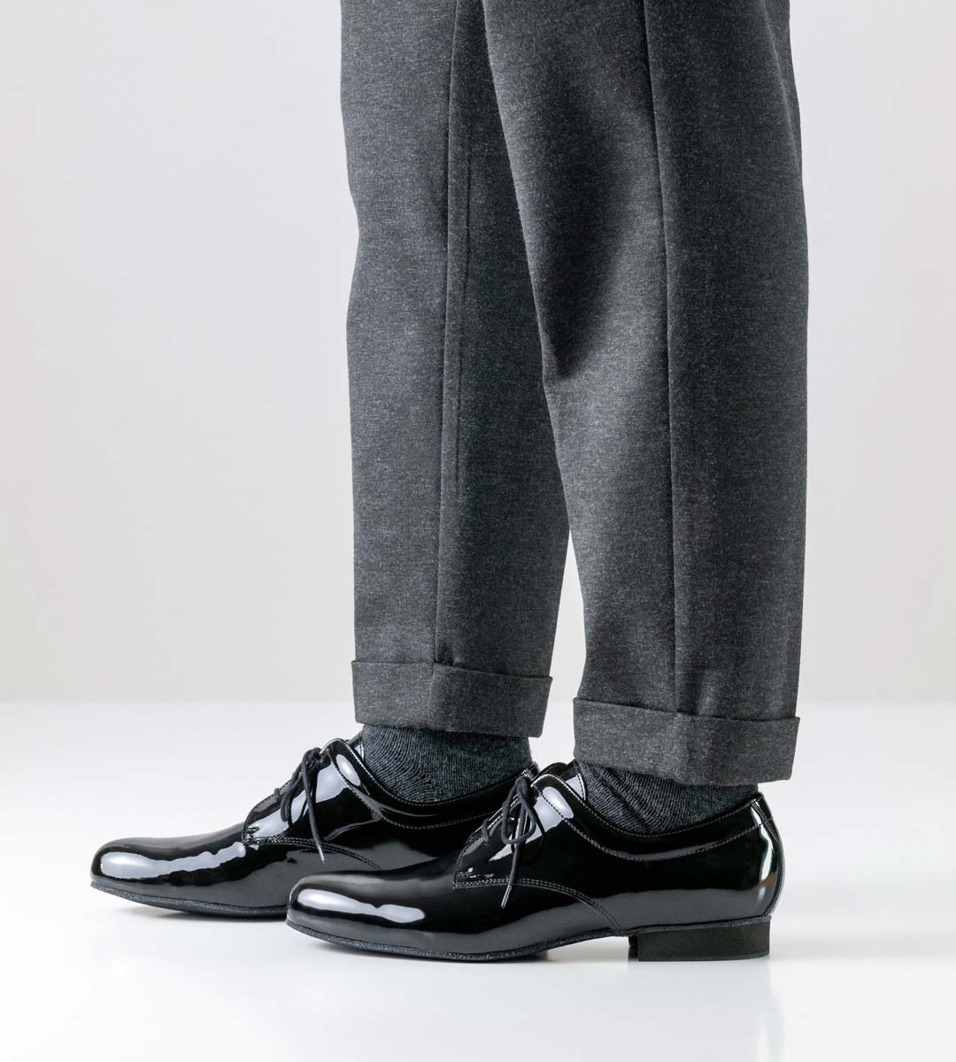 Arezzo Ansicht von der Seite des Werner Kern Herrentanzschuhes mit Polsterung an der Seite