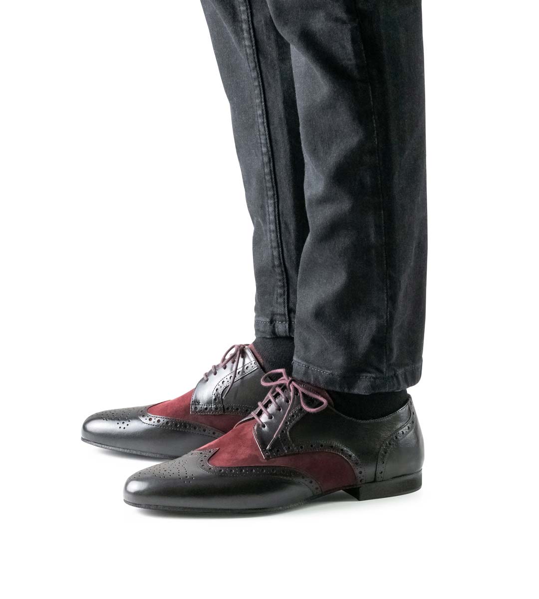 Firenze Herrentanzschuh von Werner Kern mit Microabsatz in Kombination mit schwarzer Jeans