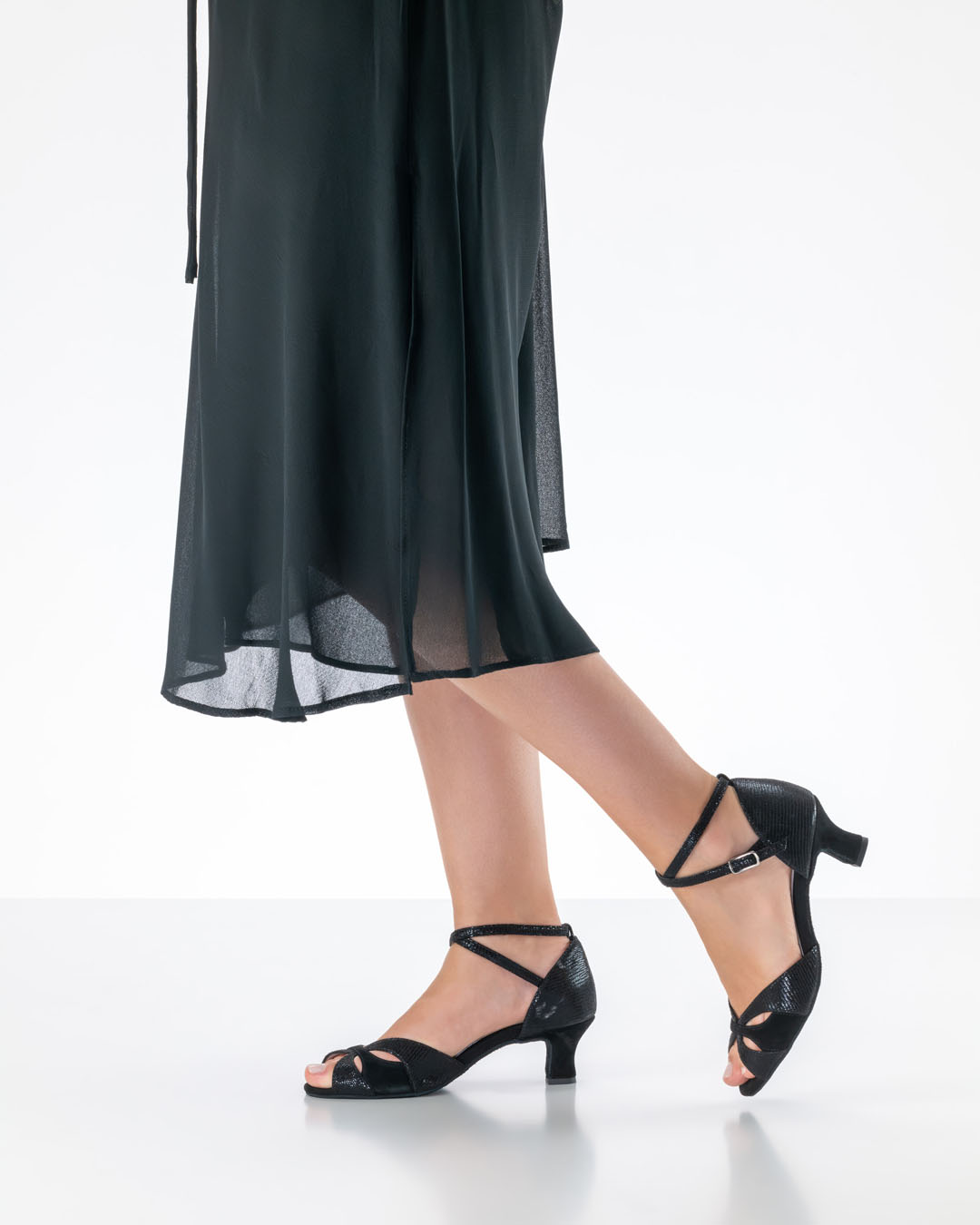 Sandalias de baile «Eunice» en negro de Anna Kern, con tacón acampanado de 5 cm
