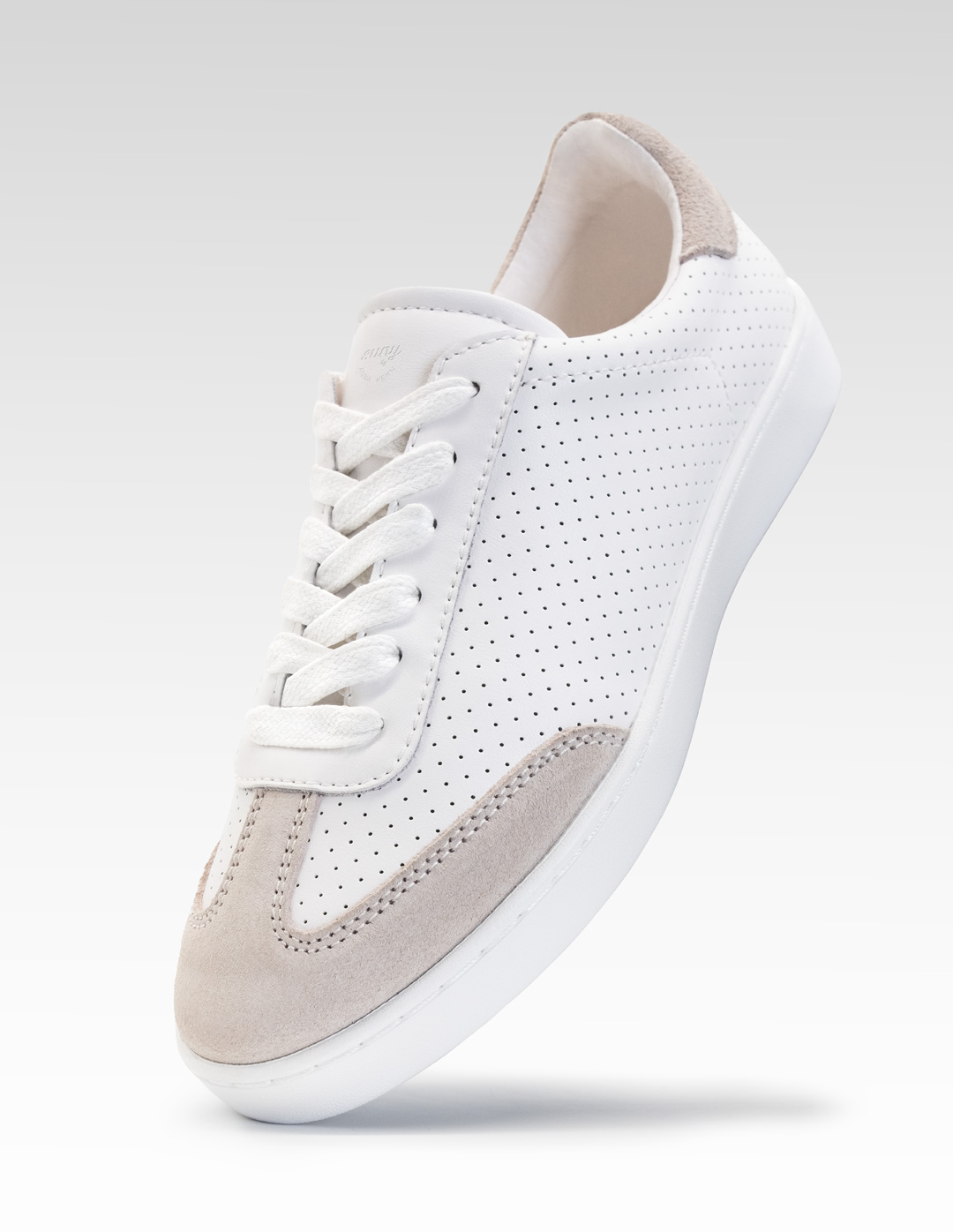 Volleder Tanzsneaker in weiß - super kombinierbar