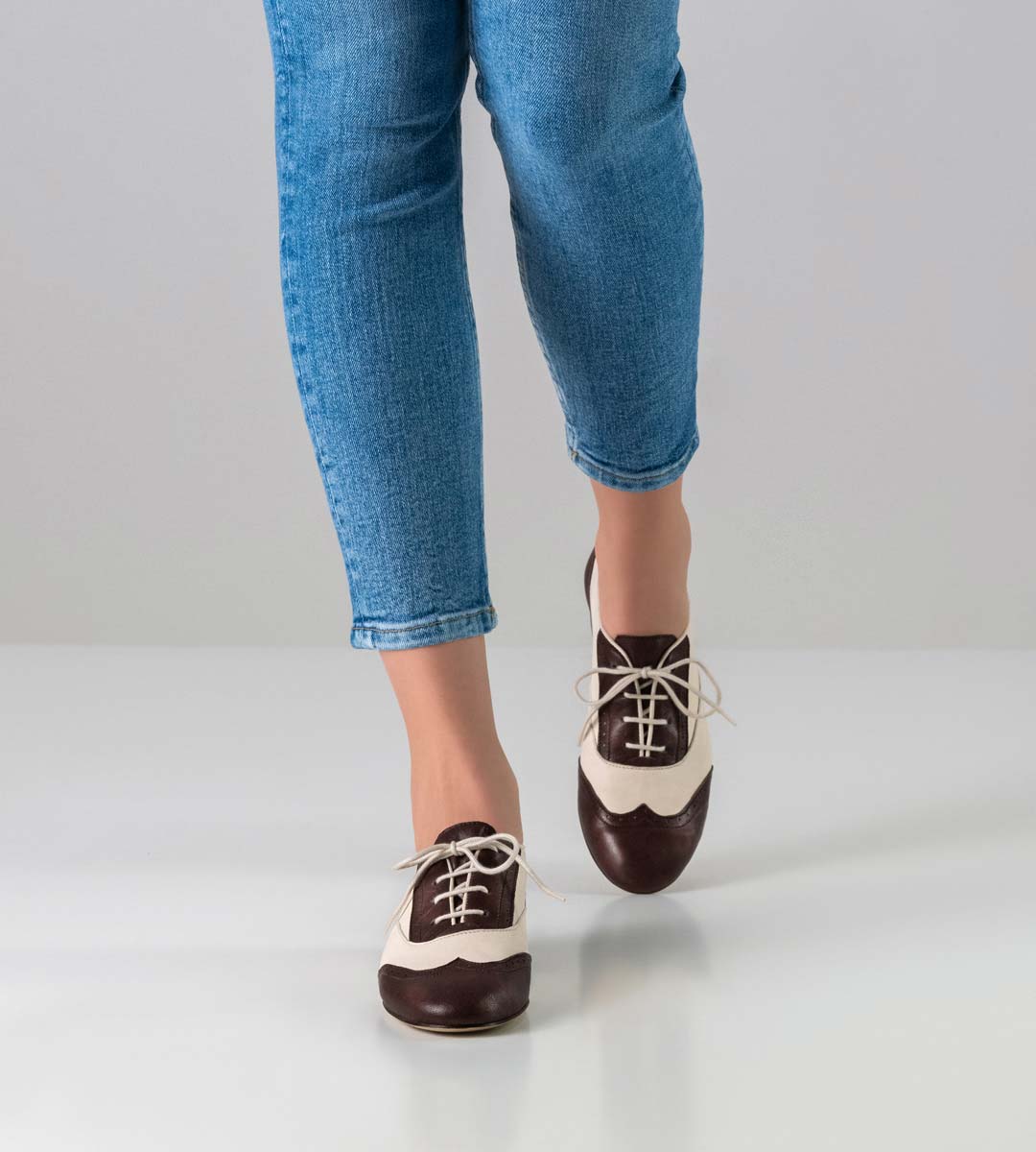 Taylor bordo-weißer Swing Damentanzschuh mit 1,5 cm hohem Absatz mit Ledersohle