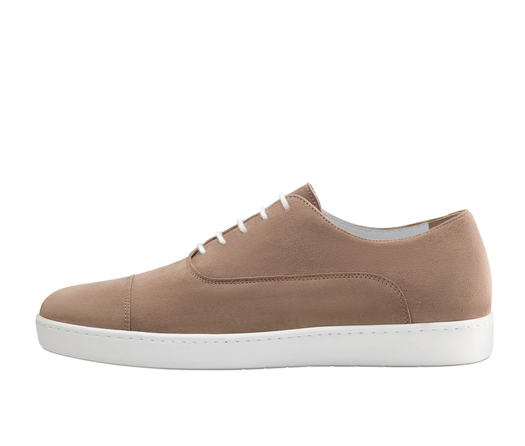 Zapatillas de baile de color beige con cordones de Werne Kern, con suela blanca tipo zapatilla deportiva, para uso en interiores y exteriores