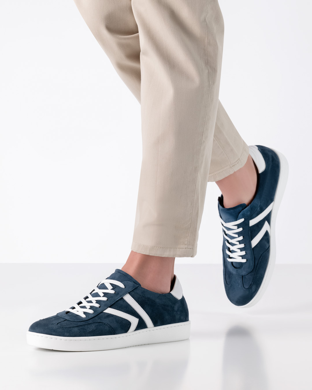 Zapatilla de baile Allrounder en ante azul oscuro y plantilla extraíble de Werner Kern
