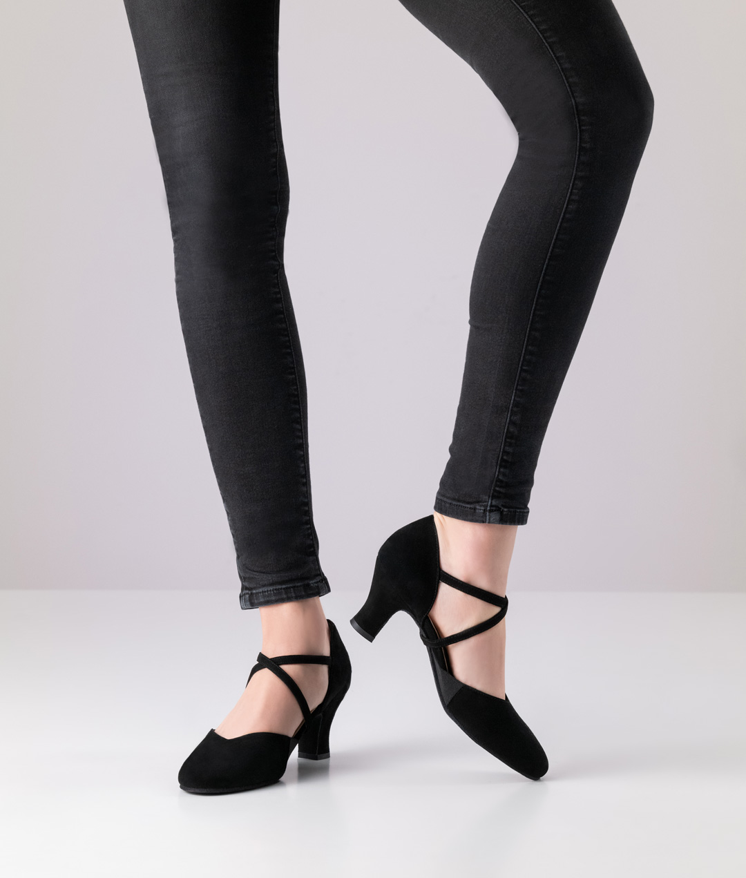 Werner Kern Tanzschuh Ronja aus weichem Velourleder und einem 6 cm hohen Comfort Absatz.