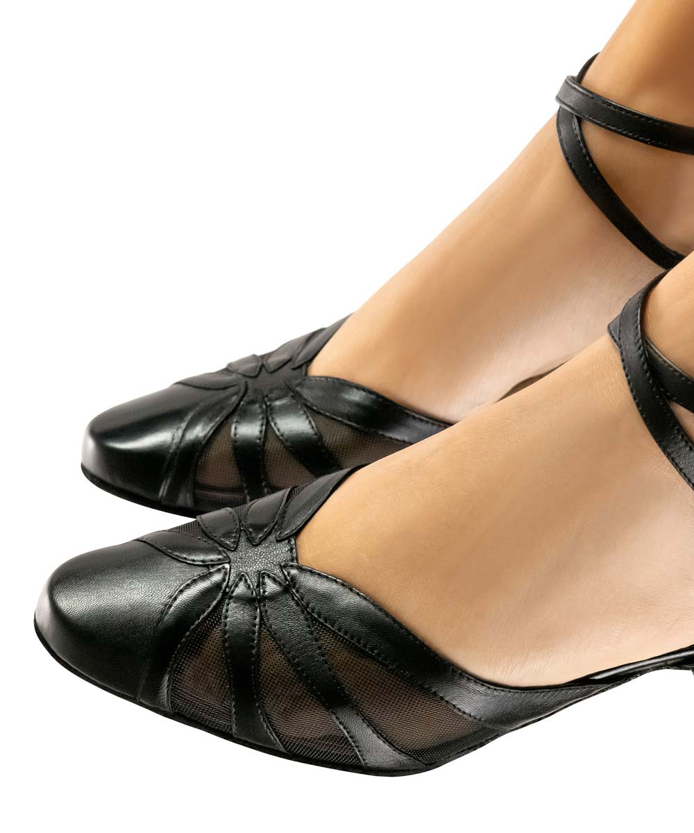 Linda Detailansicht des Vorfußbereiches von Werner Kern Damentanzschuh