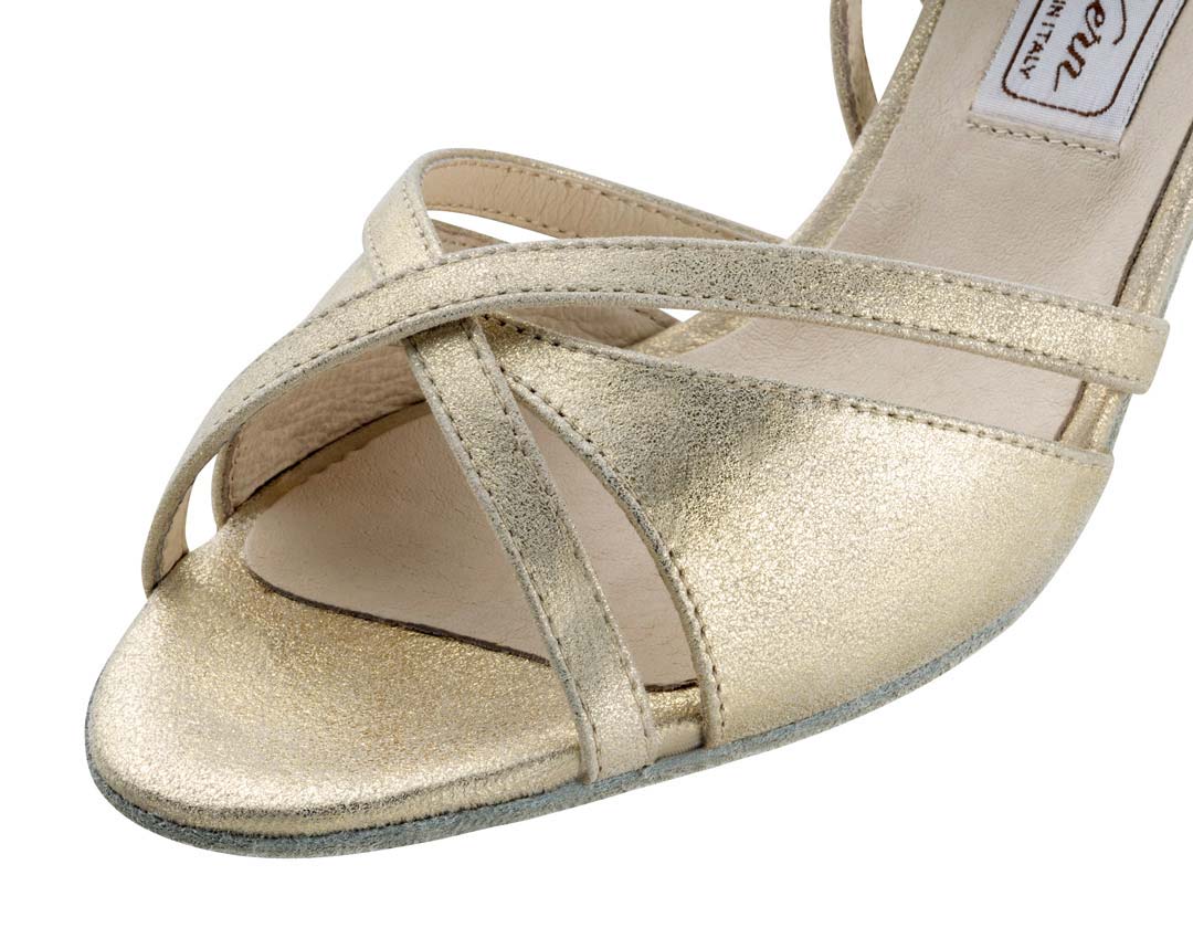 Eva Riemchenverlauf von Werner Kern Brautschuh im Detail