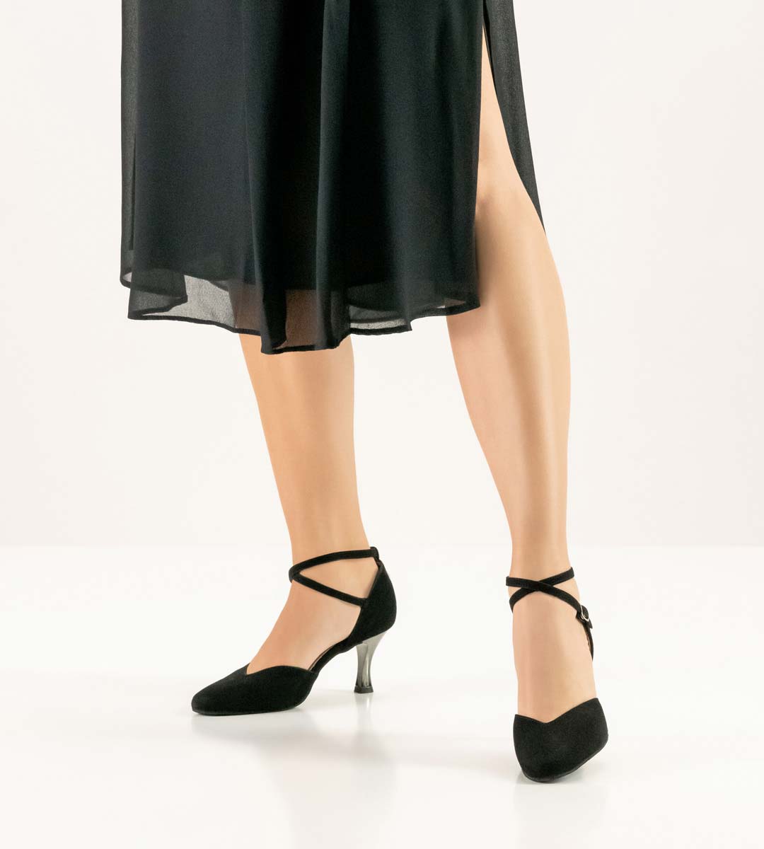 Melodie klassischer Werner Kern Damentanzschuh mit V-Ausschnit